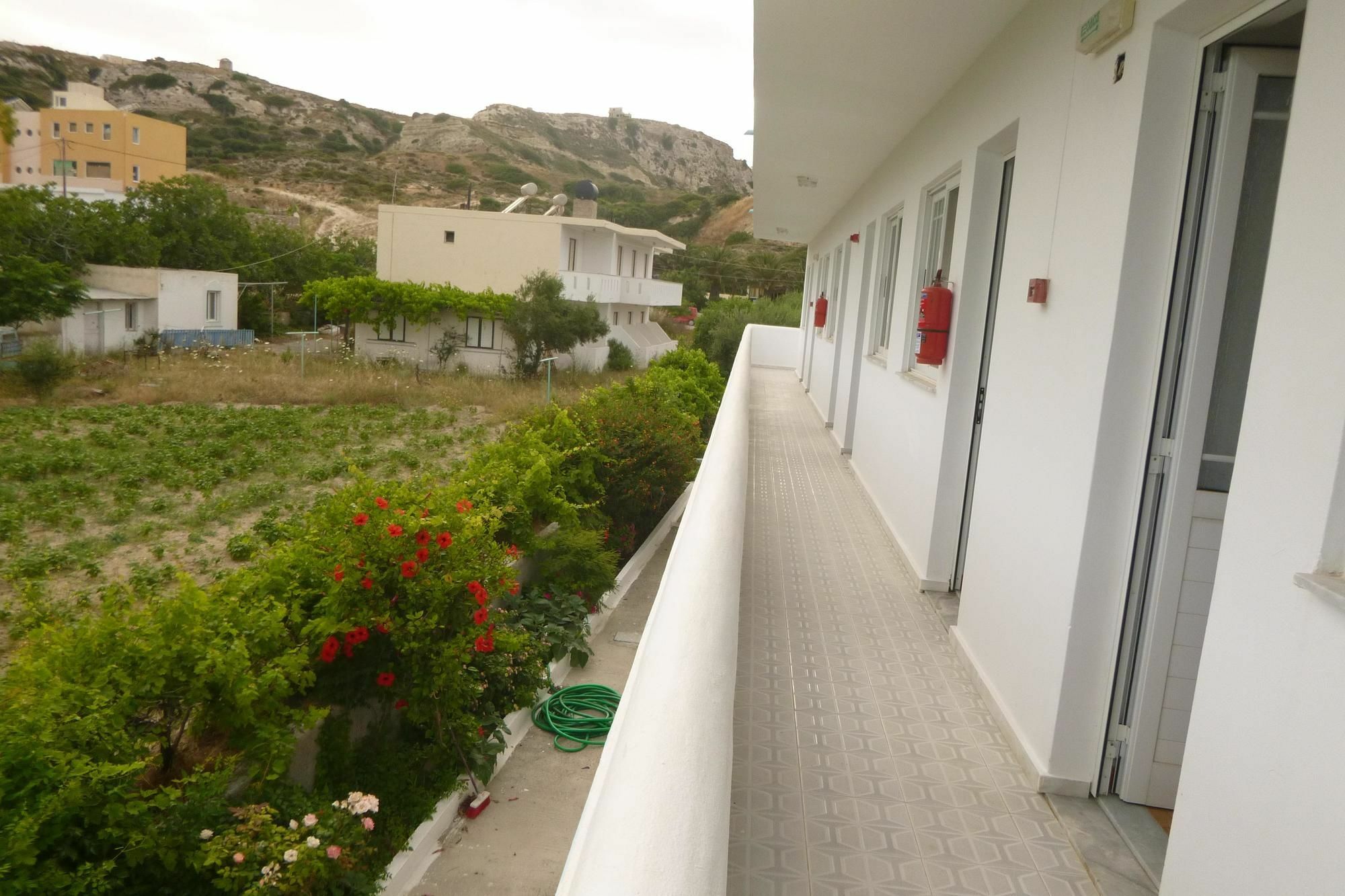 Ipokampos Apartment Kéfalos Exterior foto